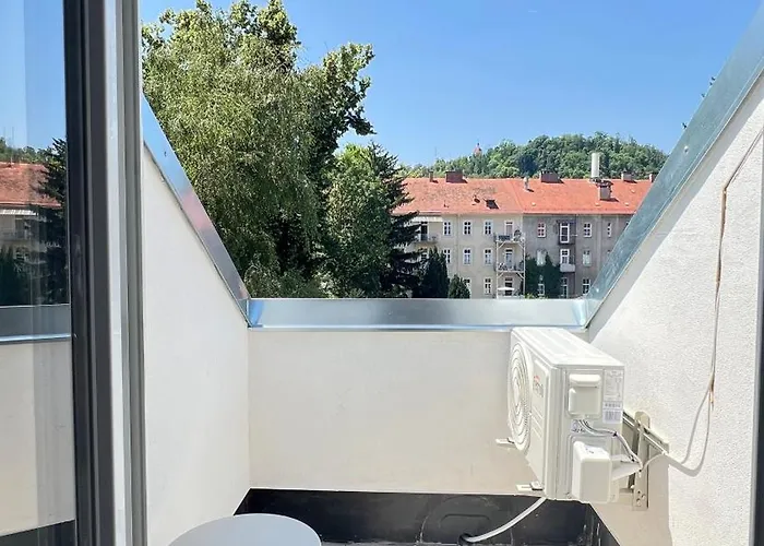 Zhang Appartamento *